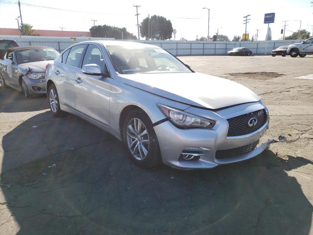 Infiniti Q50 base (2016)