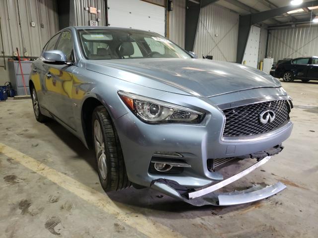 Infiniti Q50 base (2016)