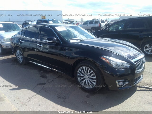 Infiniti Q70l (2016)
