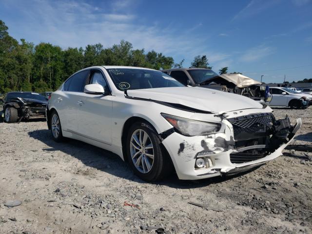 Infiniti Q50 base (2014)