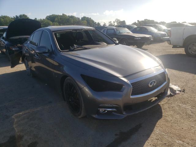 Infiniti Q50 base (2015)
