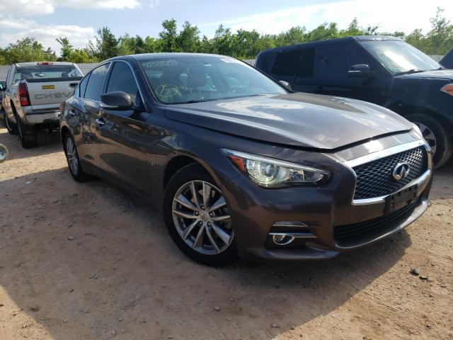 Infiniti Q50 base (2015)