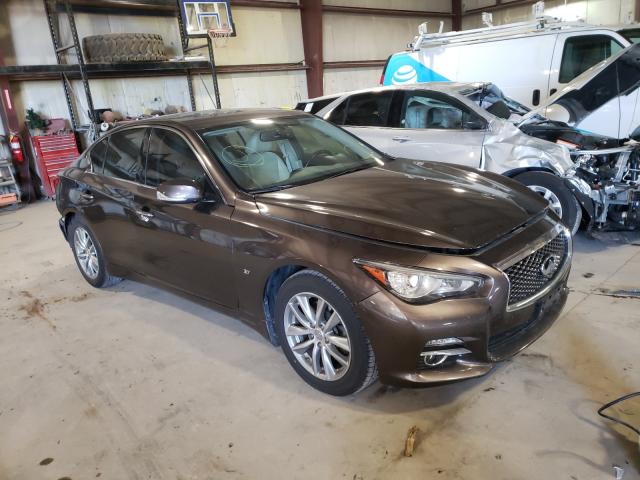 Infiniti Q50 base (2015)