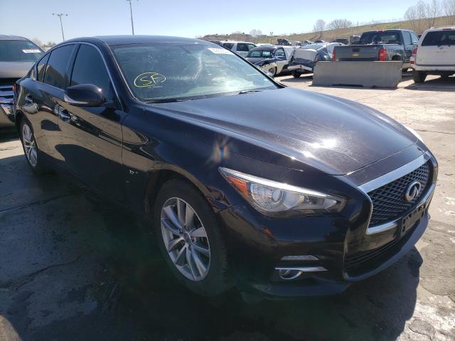 Infiniti Q50 base (2015)