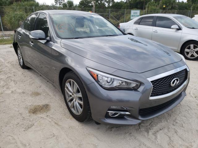 Infiniti Q50 base (2016)