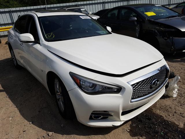 Infiniti Q50 base (2014)