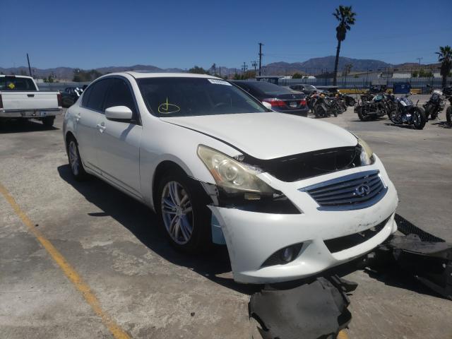 Infiniti G25 base (2011)