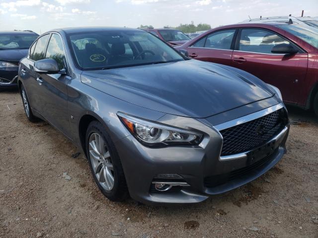 Infiniti Q50 base (2015)