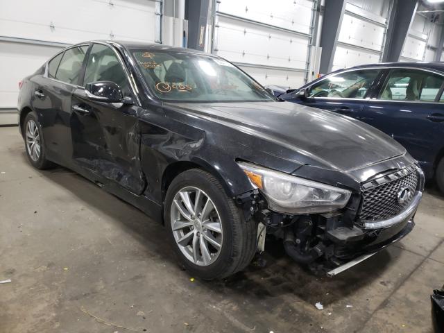 Infiniti Q50 base (2016)