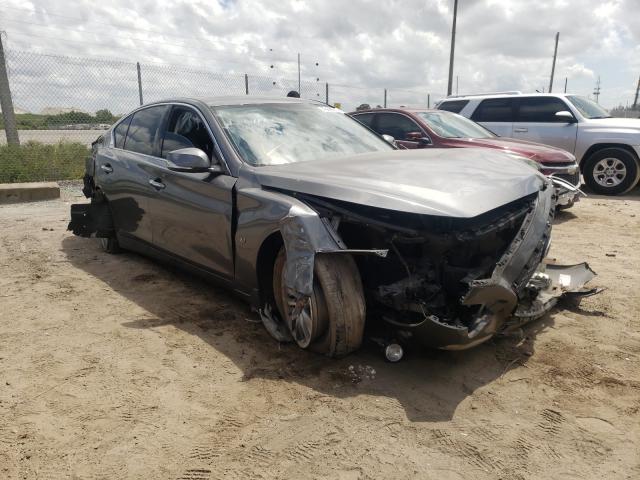 Infiniti Q50 base (2015)