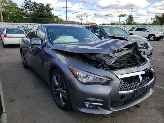 Infiniti Q50 base (2015)