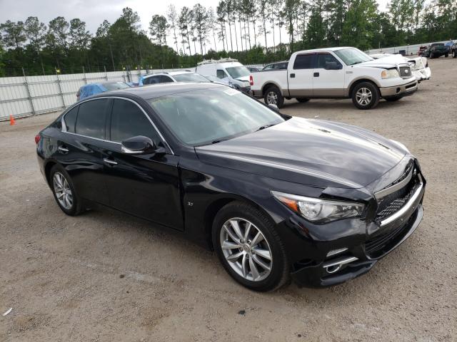 Infiniti Q50 base (2015)