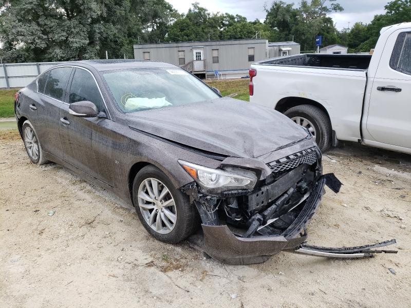 Infiniti Q50 base (2015)