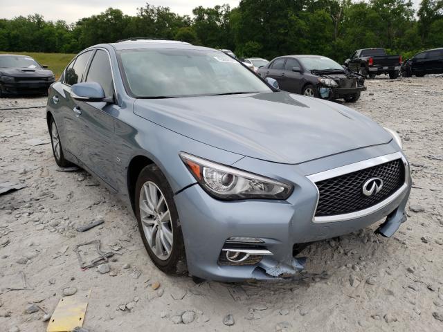 Infiniti Q50 base (2016)