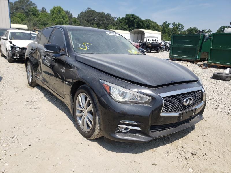 Infiniti Q50 base (2015)