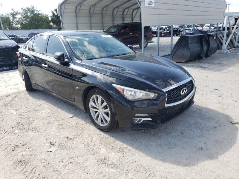 Infiniti Q50 base (2015)