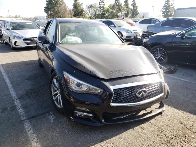 Infiniti Q50 base (2015)