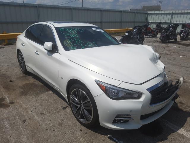 Infiniti Q50 base (2015)