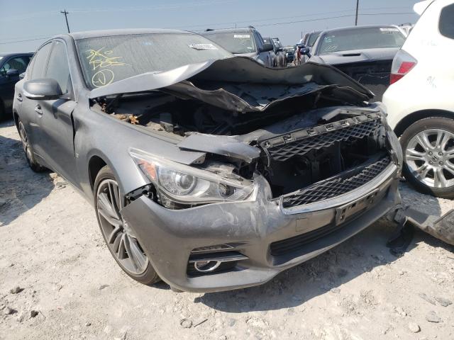 Infiniti Q50 base (2015)