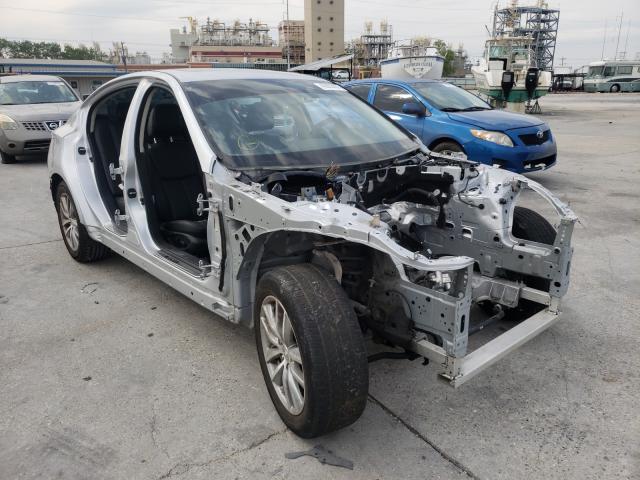 Infiniti Q50 base (2015)