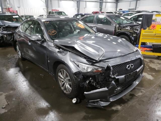 Infiniti Q50 base (2015)