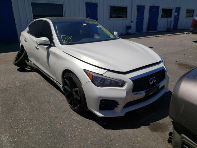 Infiniti Q50 base (2015)