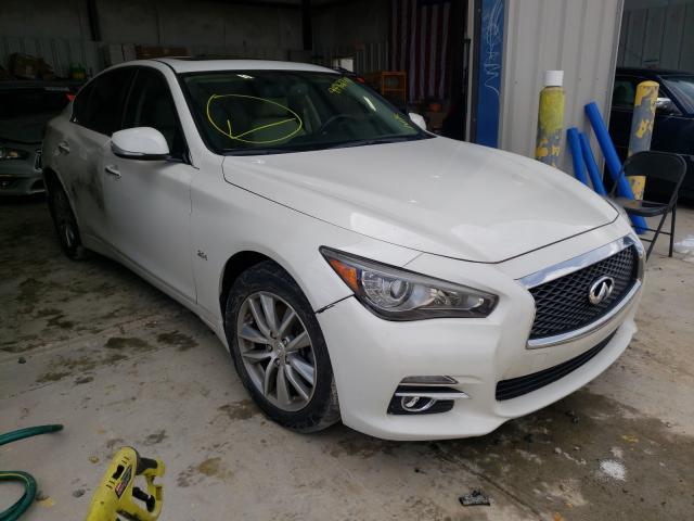 Infiniti Q50 base (2016)