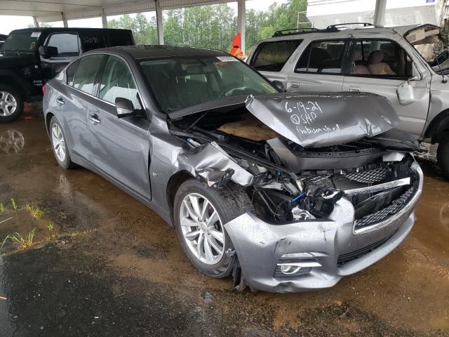 Infiniti Q50 base (2015)
