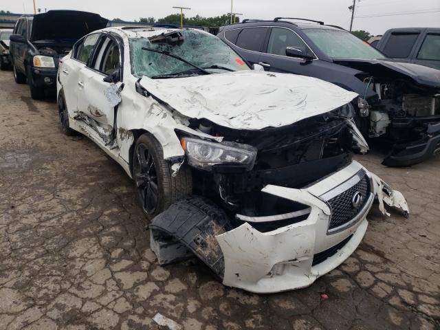Infiniti Q50 base (2015)