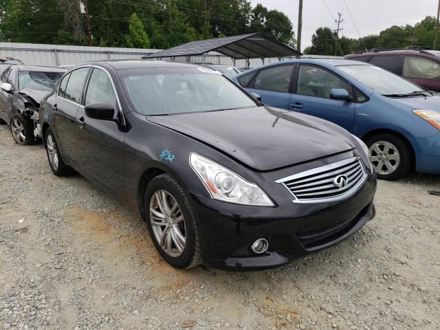 Infiniti G25 base (2012)