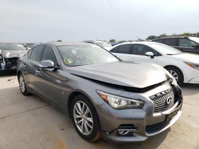Infiniti Q50 base (2015)