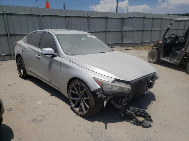 Infiniti Q50 base (2015)
