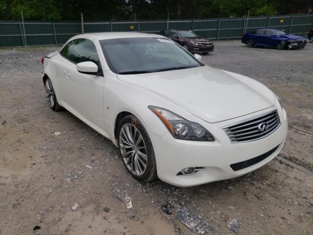 Infiniti Q60 base (2015)
