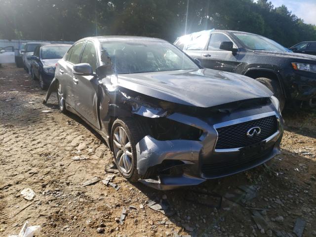 Infiniti Q50 base (2016)