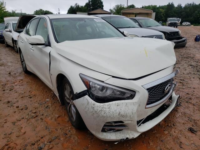 Infiniti Q50 base (2015)