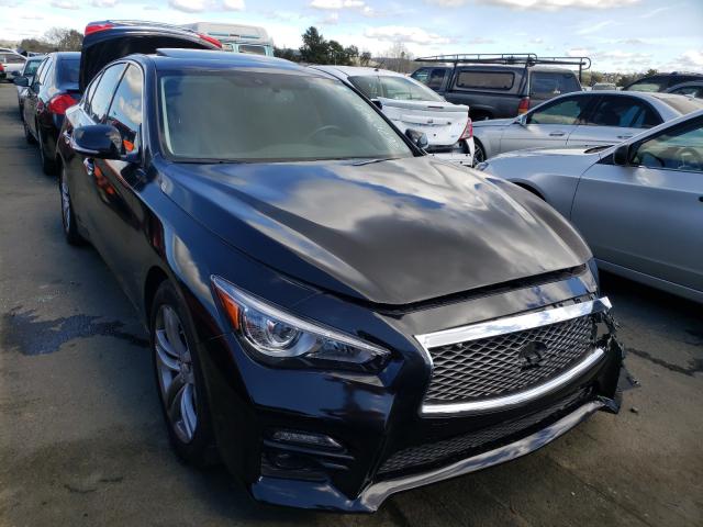 Infiniti Q50 base (2017)