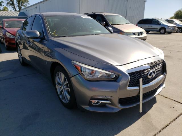 Infiniti Q50 base (2015)