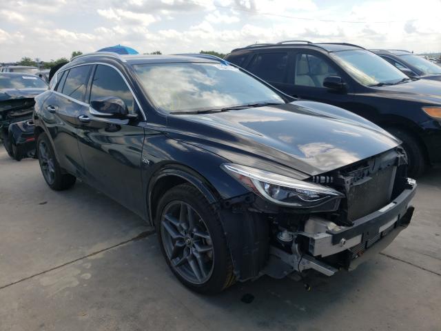 Infiniti Qx30 base (2017)