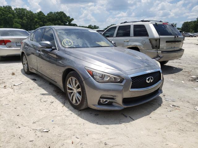 Infiniti Q50 base (2015)