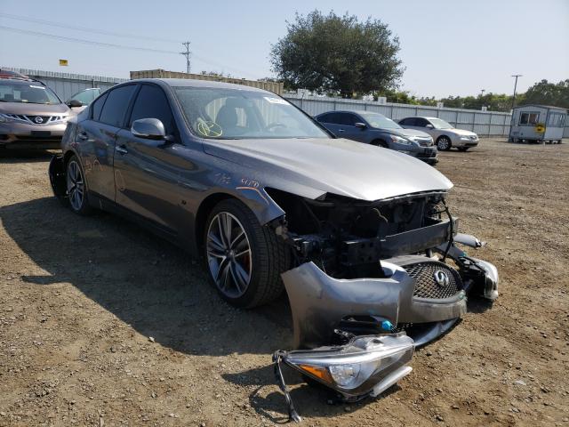 Infiniti Q50 base (2015)