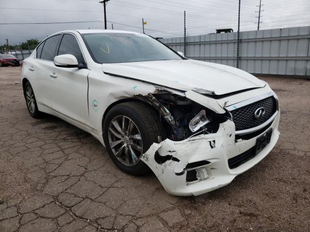 Infiniti Q50 base (2015)