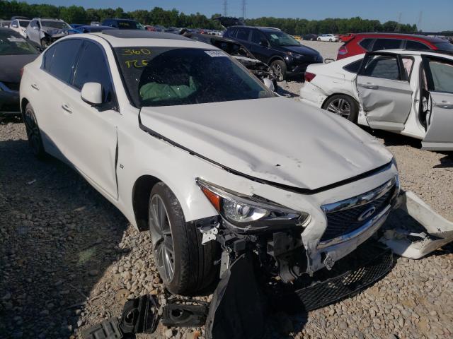 Infiniti Q50 base (2015)