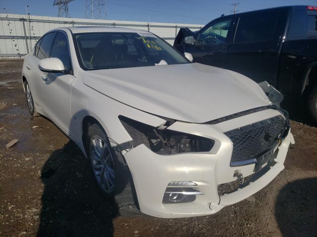 Infiniti Q50 base (2015)