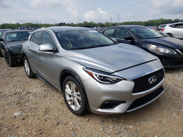 Infiniti Qx30 base (2017)