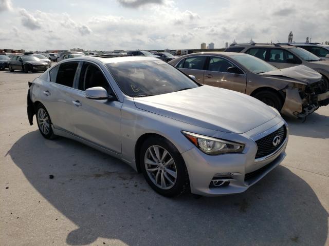 Infiniti Q50 base (2015)