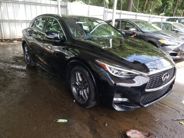 Infiniti Qx30 base (2018)