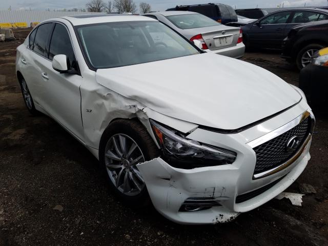 Infiniti Q50 base (2015)