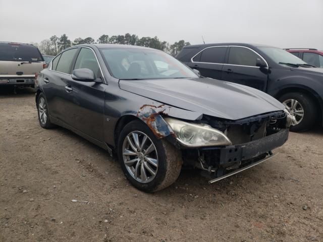 Infiniti Q50 base (2015)