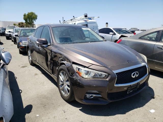Infiniti Q50 base (2014)