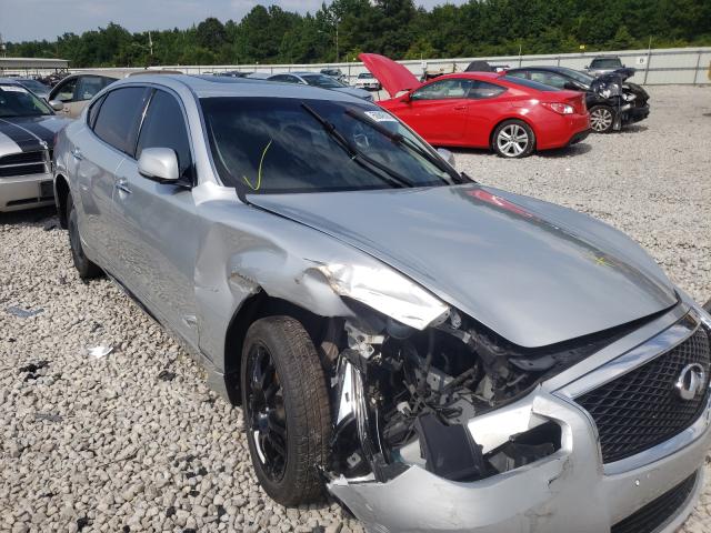 Infiniti Q70l 3-7 (2015)